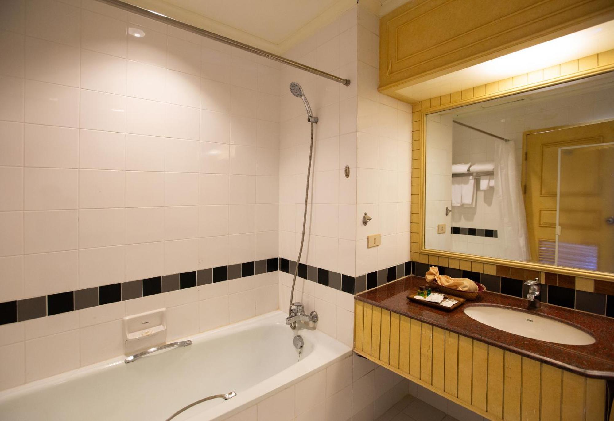 The Imperial Narathiwat Hotel Exterior foto